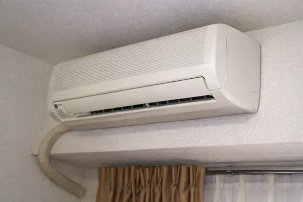 壁掛けエアコン